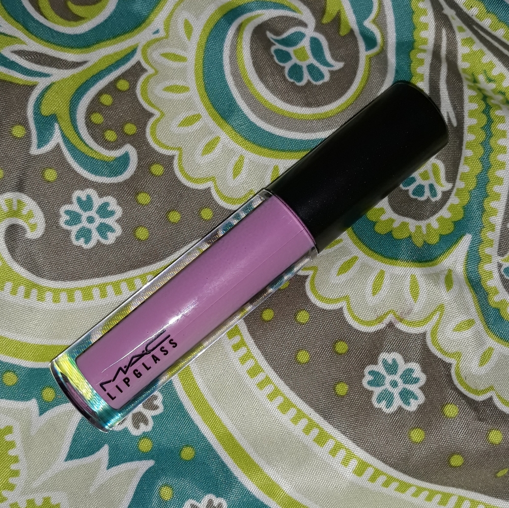 MAC lipglass, misbehaving